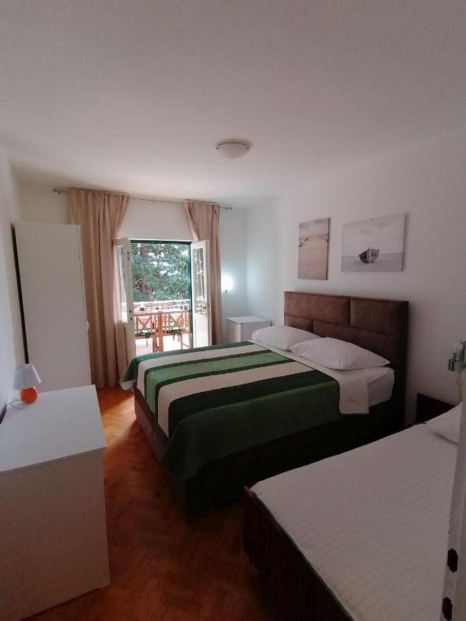 Apartment Borovi With Terrace And Parking Podaca Exterior photo